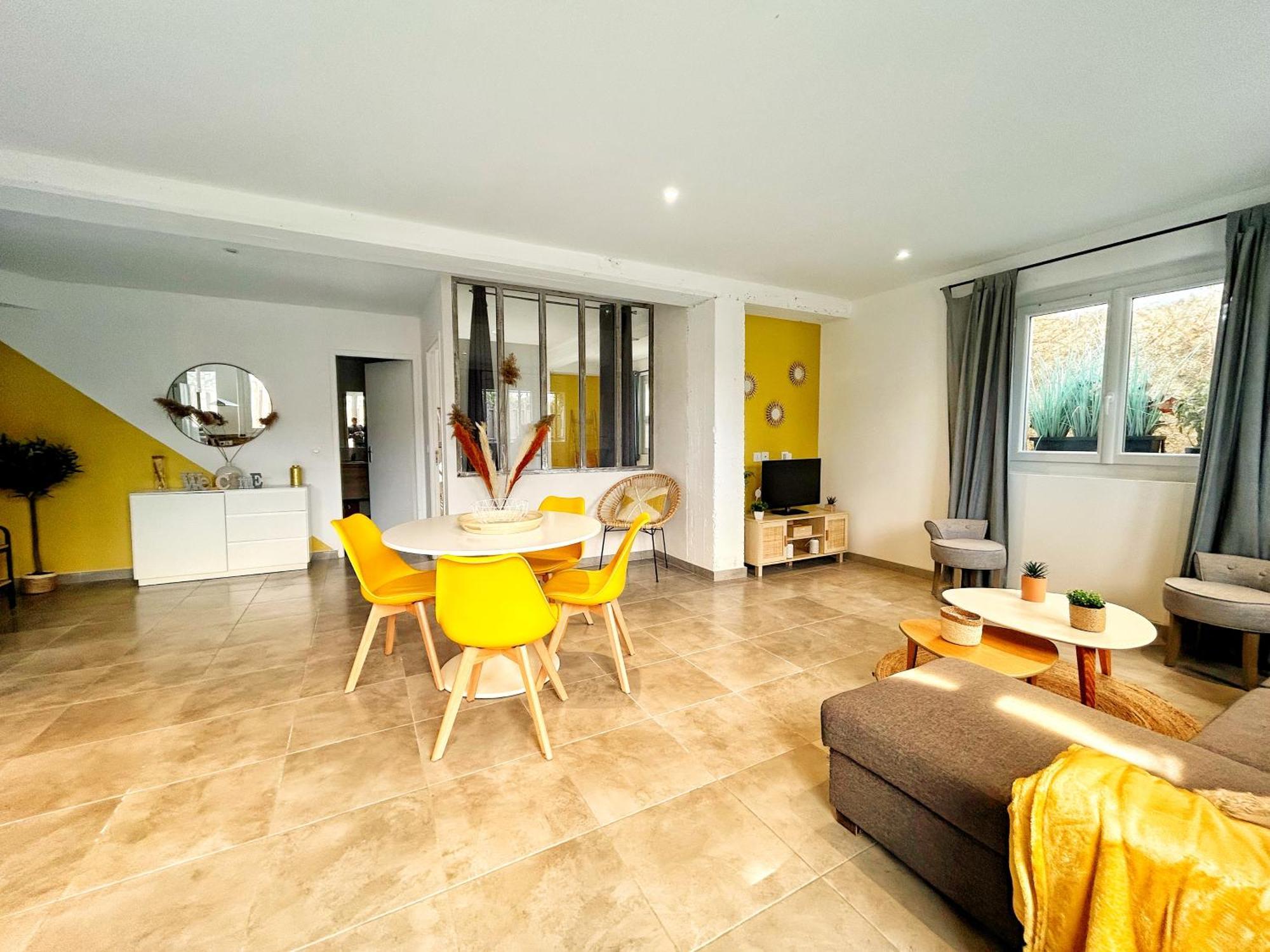 Doux Rouinet Cocoon Apartment Fourques  Exterior photo